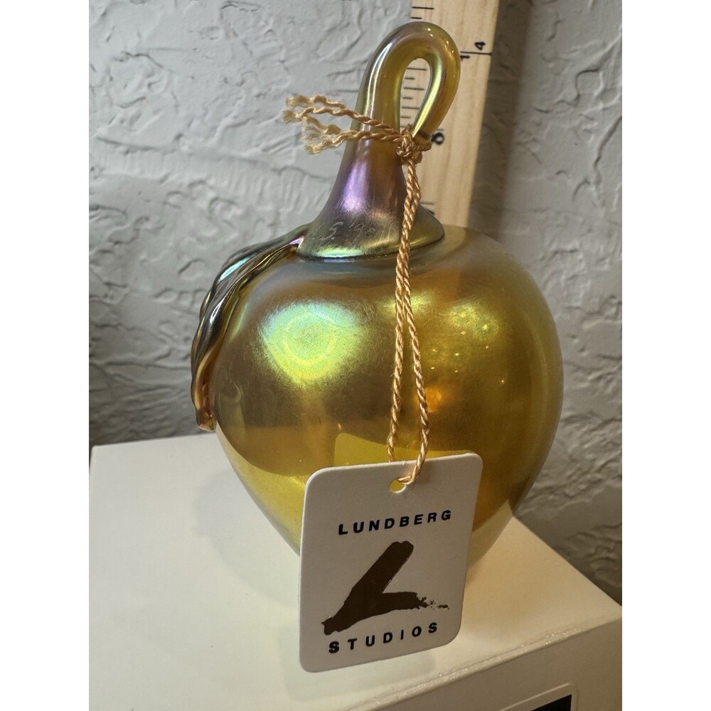 Signed LS 1998 Lundberg Studios Art Glass Iridescent Tilt Apple Paperweight